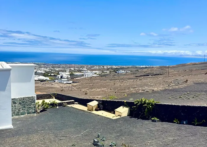 Luxury House La Maison Nyaraló Tías