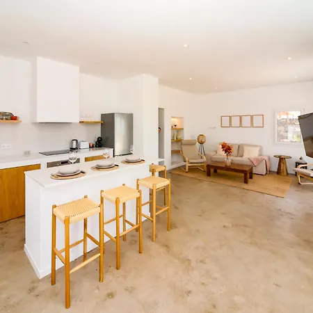 Сasa de vacaciones Luxury House La Maison *